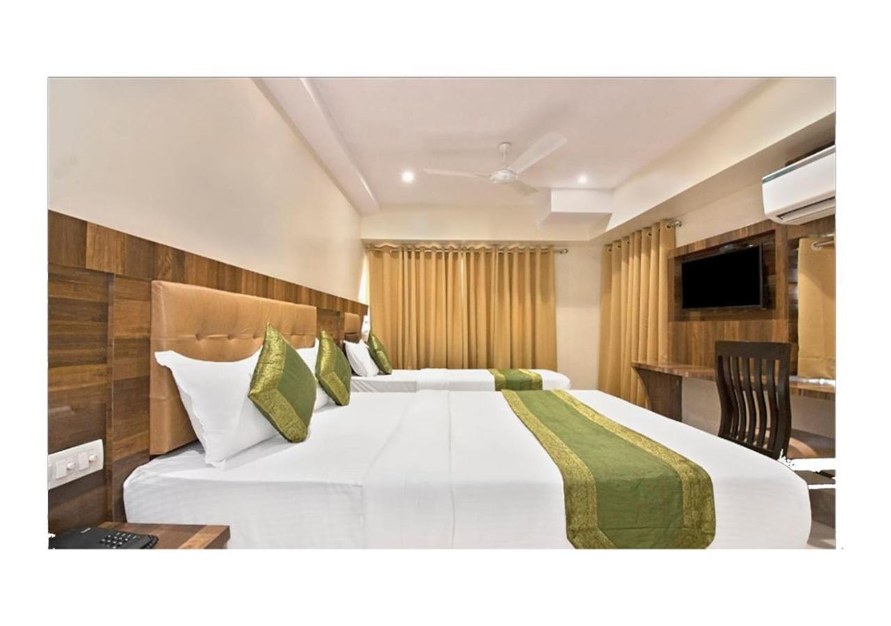 Rk Hotel-Near Grant Road Railway Station Mumbai Exterior foto